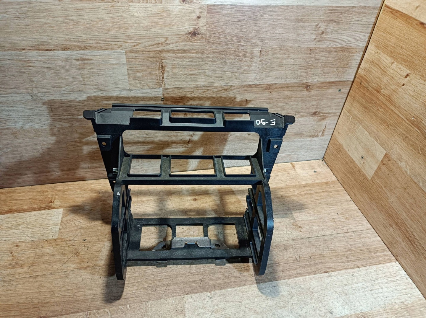 Châssis Console Moyen radia BMW 3 E90 E91 51459120317
