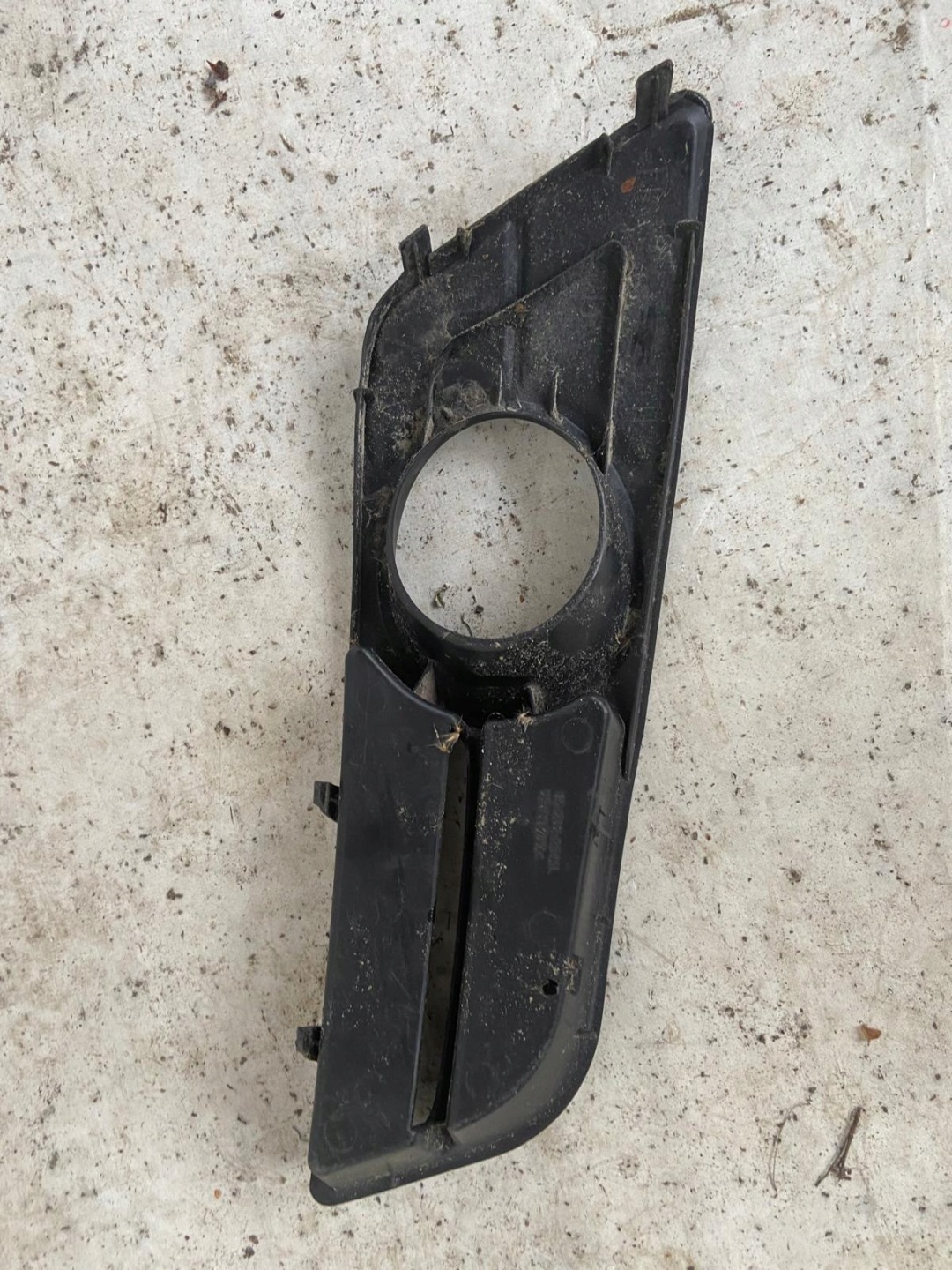 TOYOTA COROLLA E12 04- grid of a bumper front right