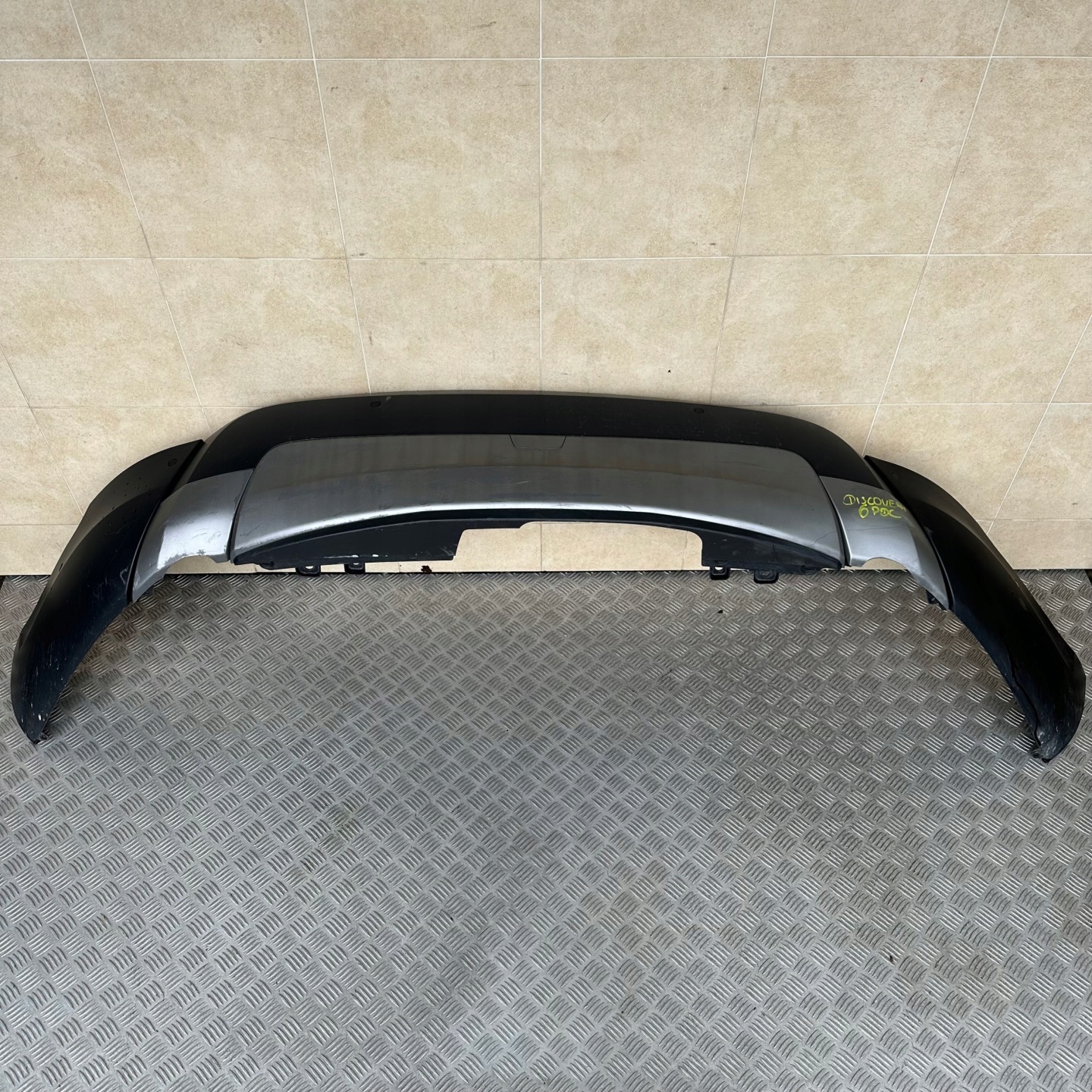 BUMPER REAR LAND ROVER DISCOVERY V 6PDC 2017 ROK