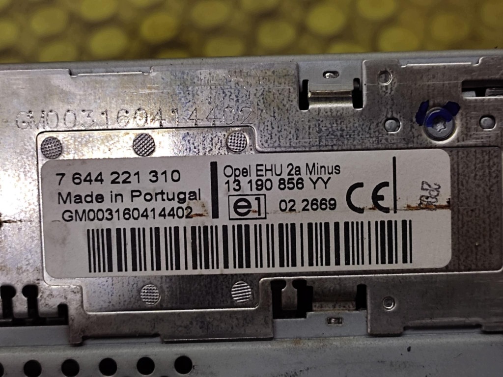 OPEL ASTRA H RADIO 13190856