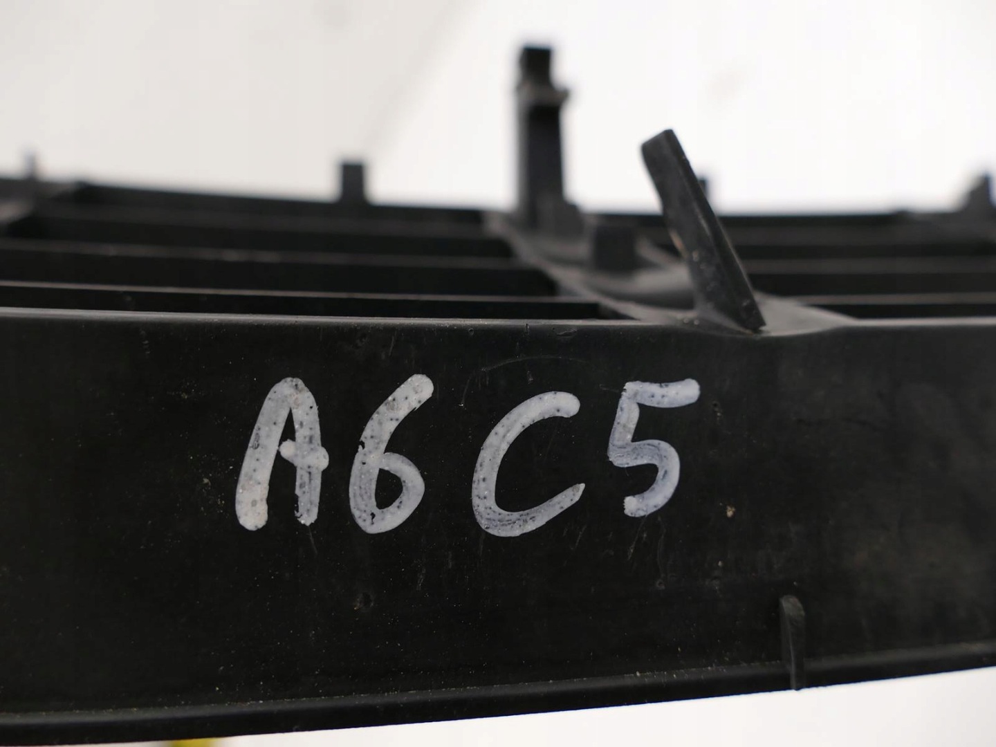 AUDI A6 C5 sedan grid of a bumper front front
