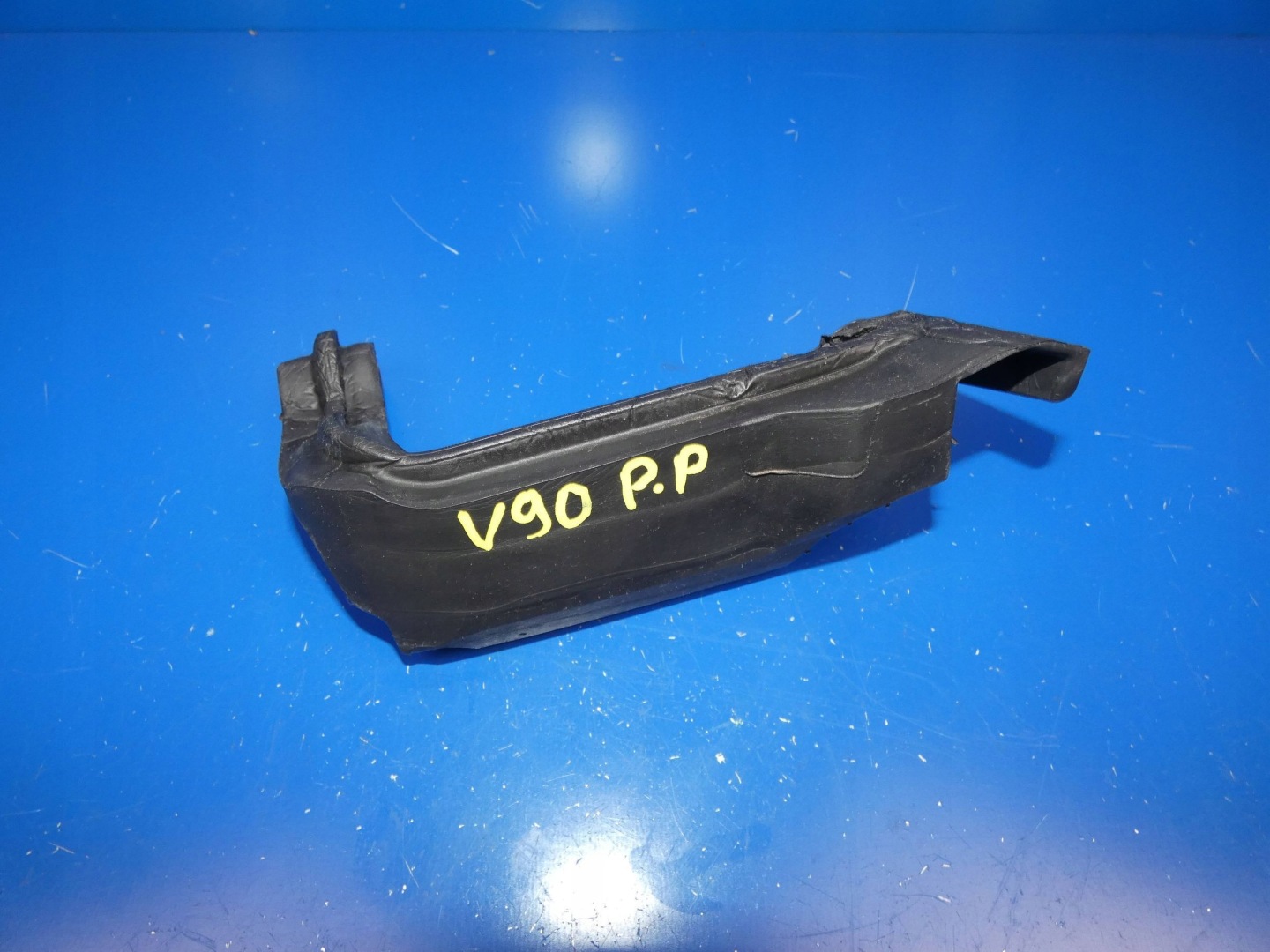 VOLVO V90 S90 II soundproofing cover under the window right front