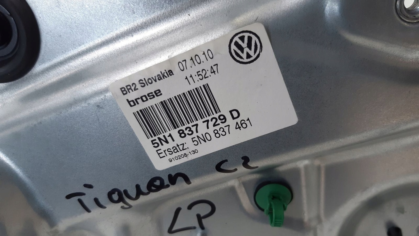 window regulator left front VW Tiguan 1,4 TSI