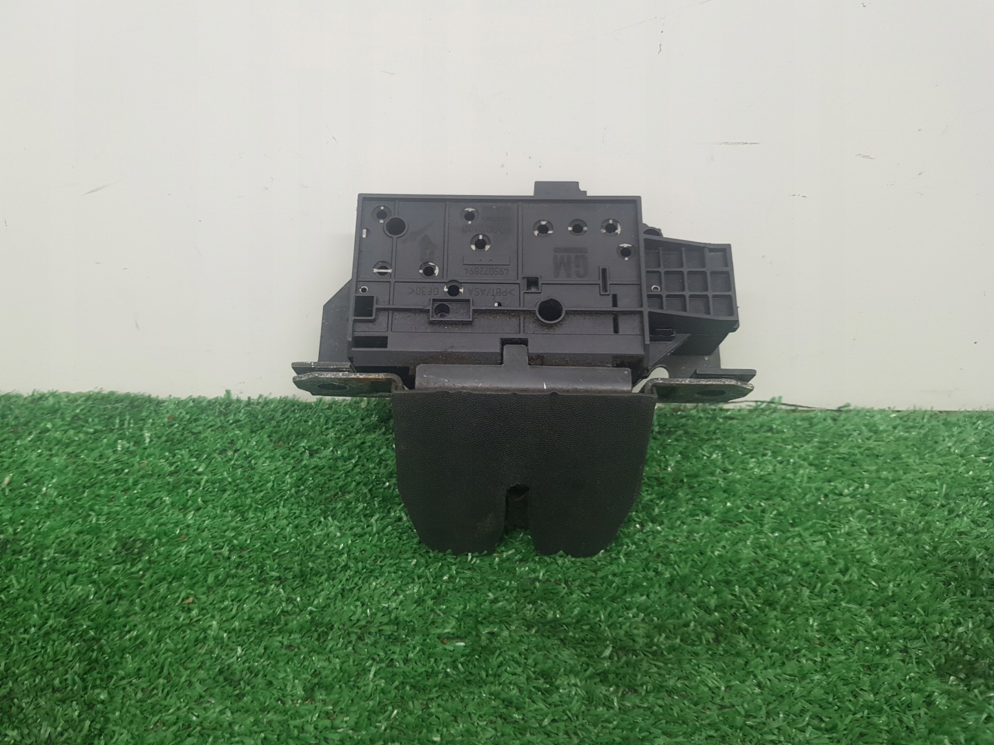lock bonnet boot OPEL VECTRA C 13185566 495072894 92202968