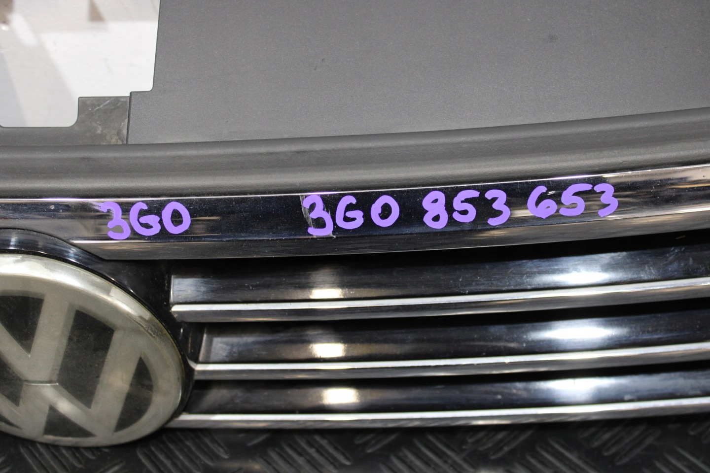 Grille 3G0853653 VW PASSAT B8 3G0 3G9
