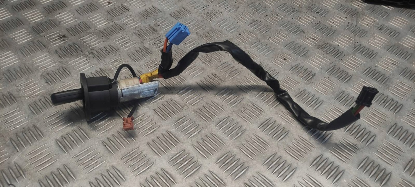 sustav STARTOWY + čep goriva 1/3 PEUGEOT 206 i