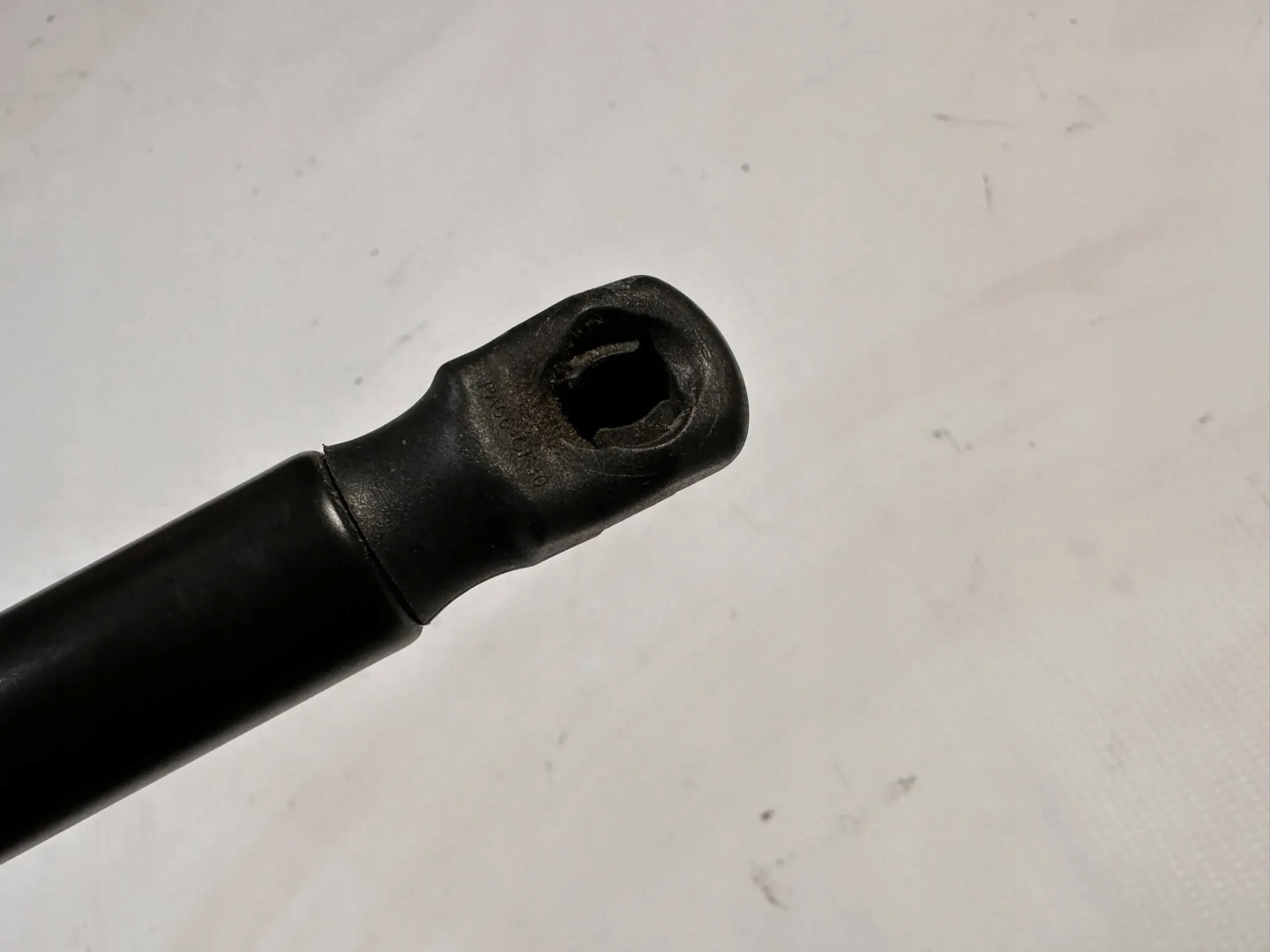 damper silowniki bonnets left right front Chevrolet Camaro 2016+