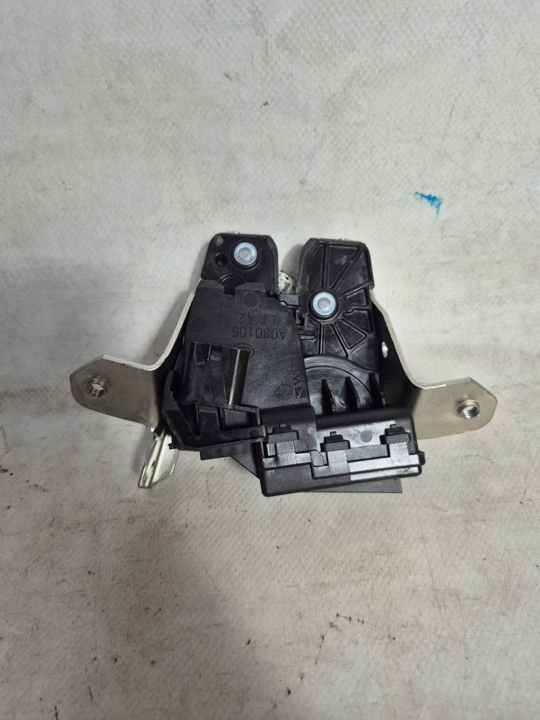 MERCEDES lock bonnet boot A0997400400