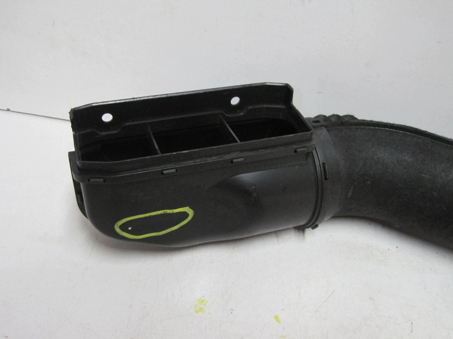 intake pipe tube KIA XCEED 28210-J7100