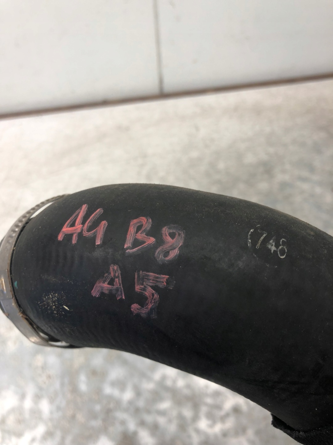 cijev prijenos interkulera AUDI A4 B8 A5 8K0145738M
