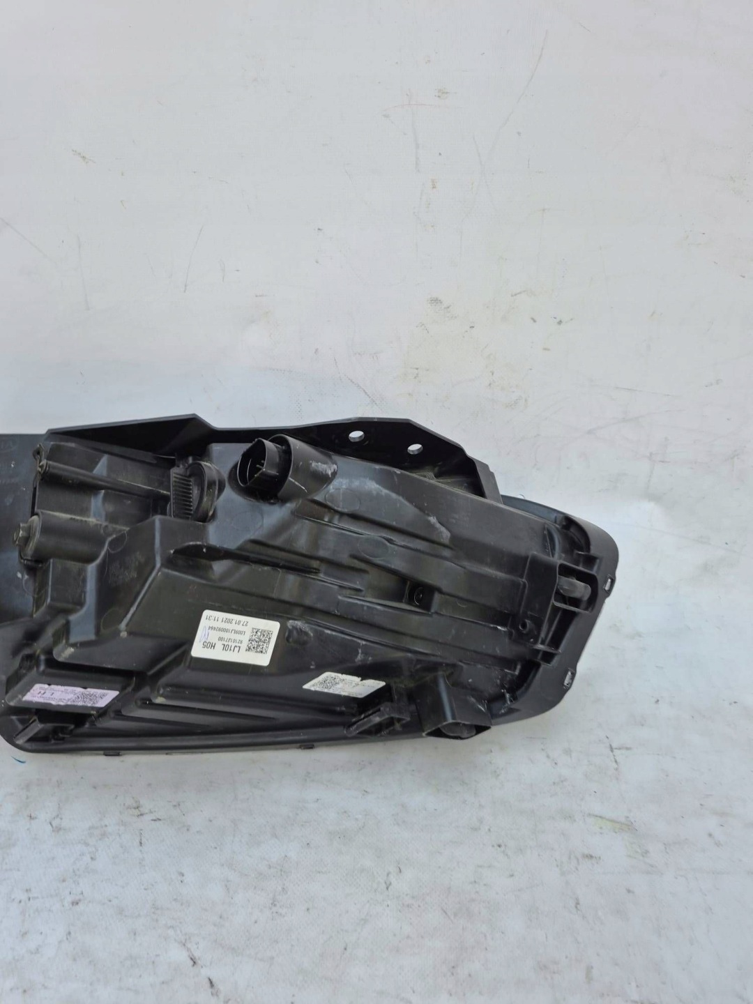 KIA CEED III 3 18- light left front front FULL LED 92101-J7100