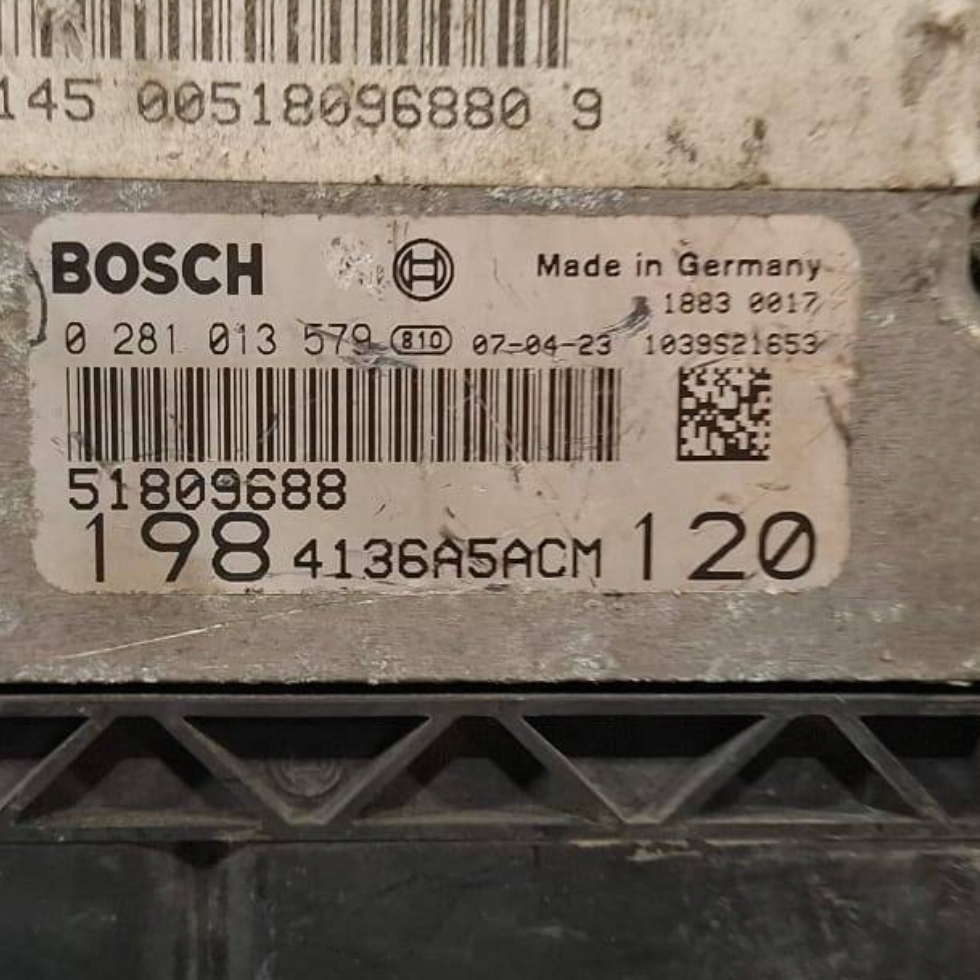control unit of the engine computer 0281013579 Fiat Bravo II 1.9 JTD