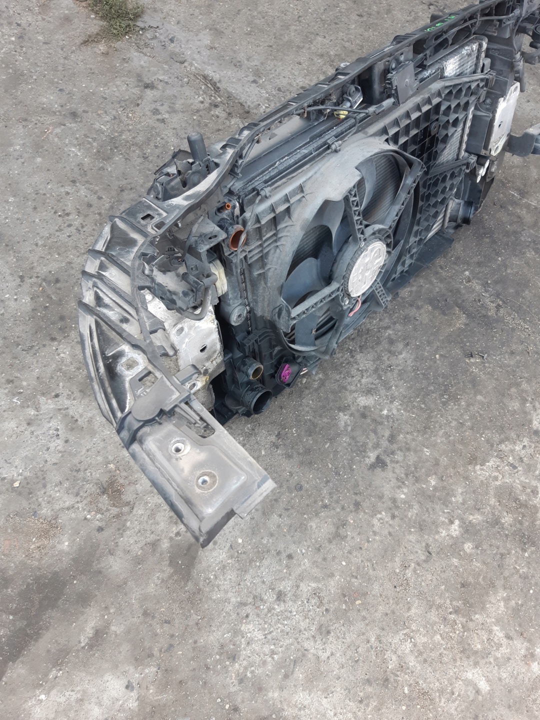 AUDI A1 8X 1.6 TDI support panel for radiators fans radiator complete