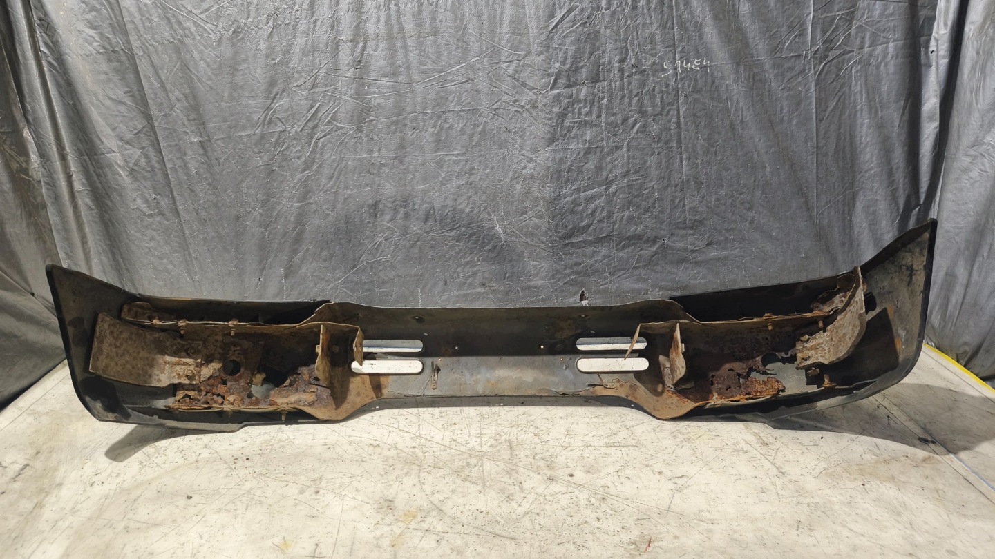 front bumper HYUNDAI GALLOPER 2001r