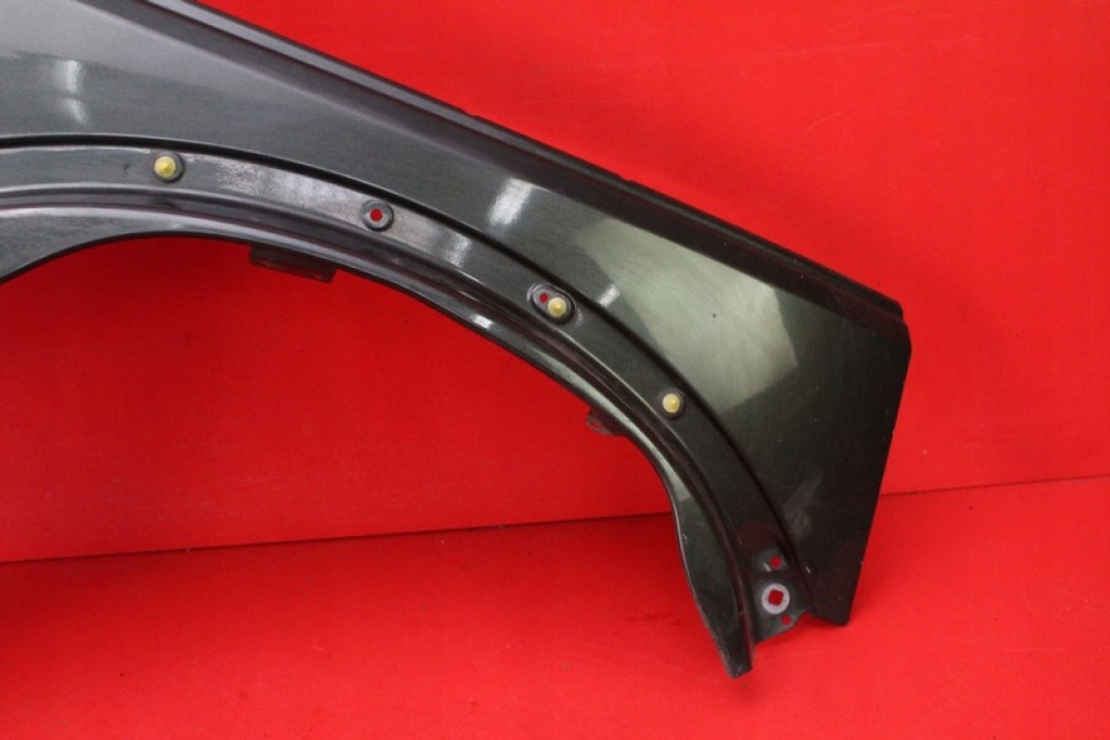 fender right front front CIEMNOZIELONY LAND ROVER DISCOVERY 3 III LR3