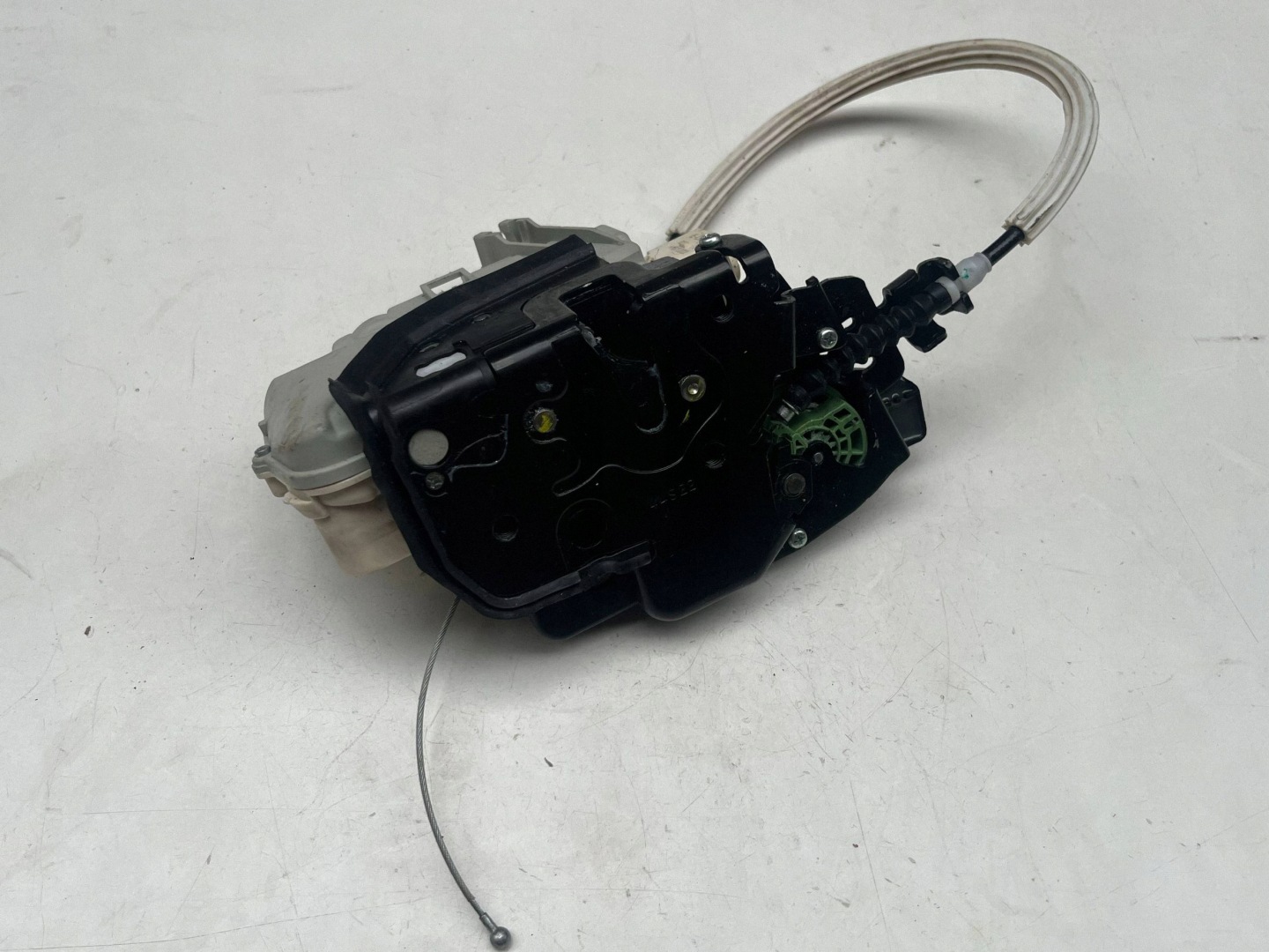 AUDI Q7 4M lock door left front DOCIAG 4M1837015F @M
