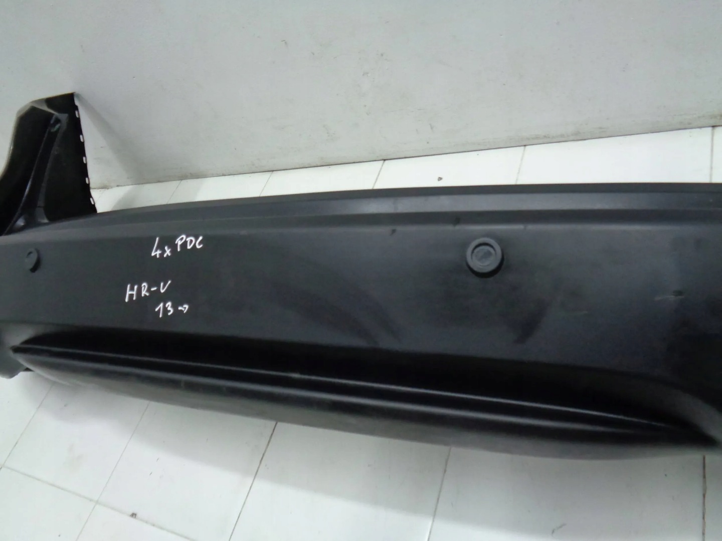 HONDA HR-V HRV 13- bumper rear part rear complete 4X PDC
