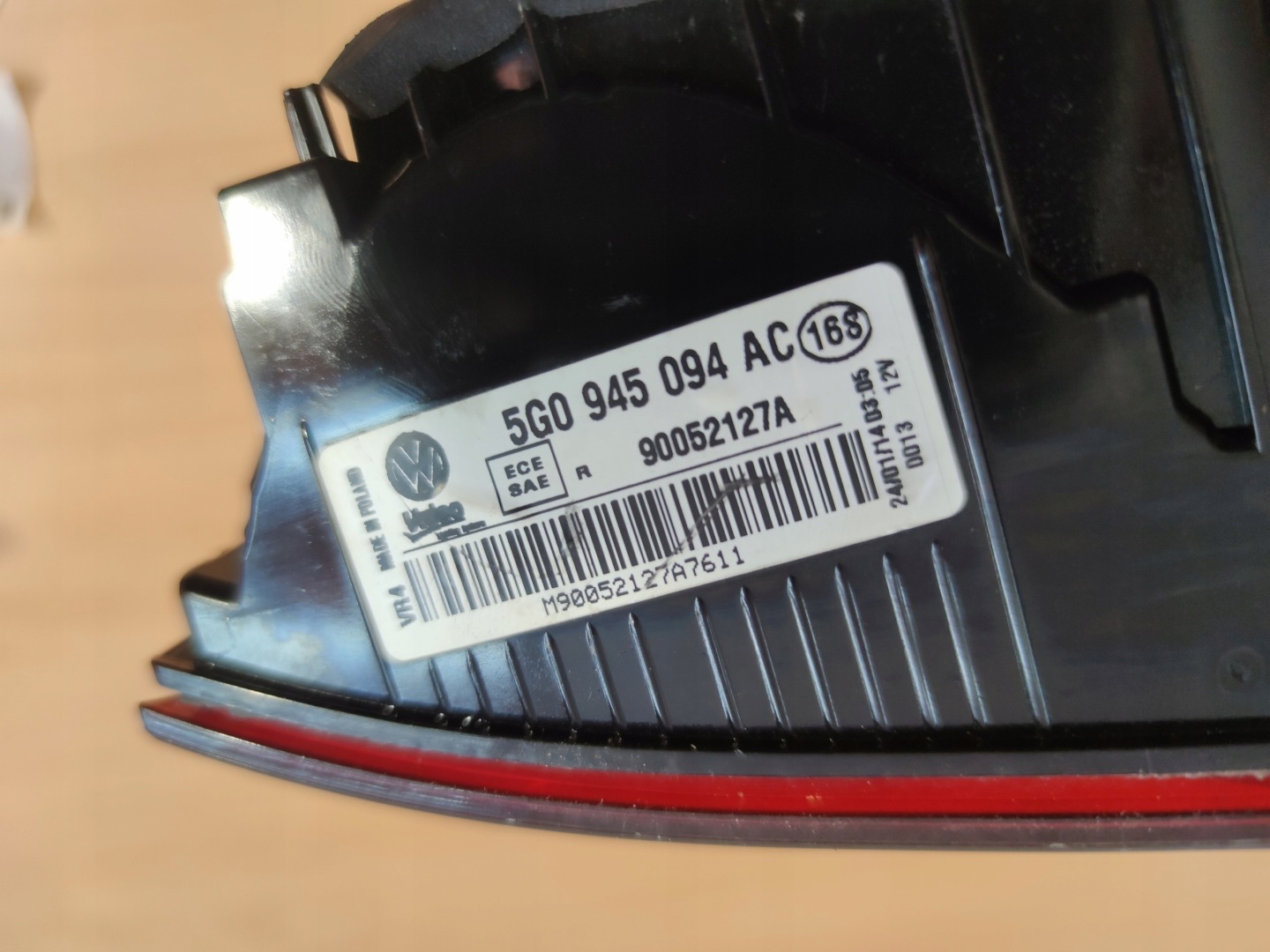 VW GOLF VII 7 HB right light rear part bonnet CIEMNA 5G0