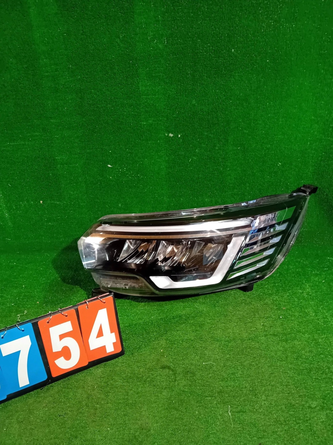 REFLEKTOR left front RENAULT TRAFIC IV FULL LED NR.754