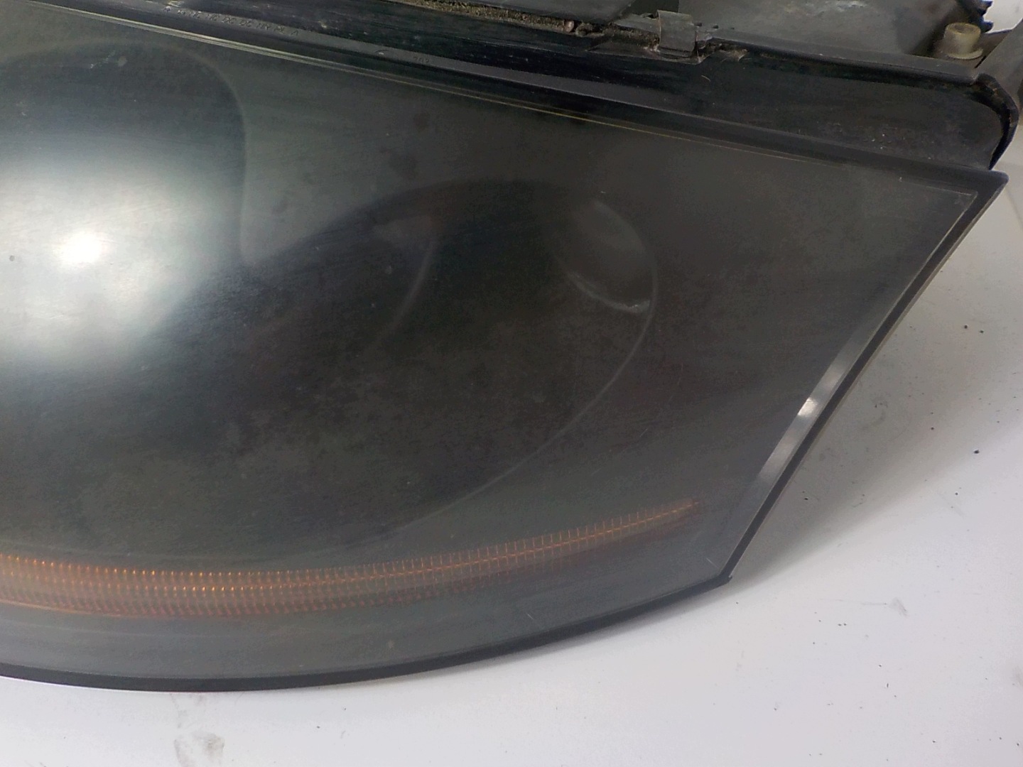 AUDI TT and 8N light left front front UK 8N0941003BF