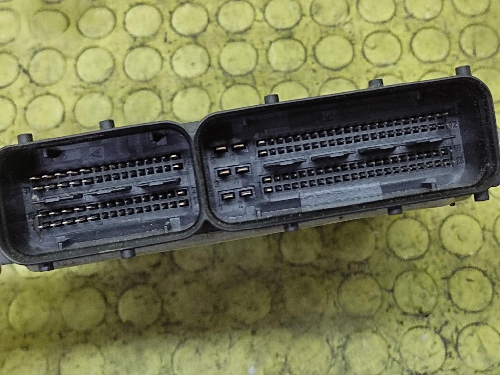 VW SHARAN control unit of the engine 0281012697