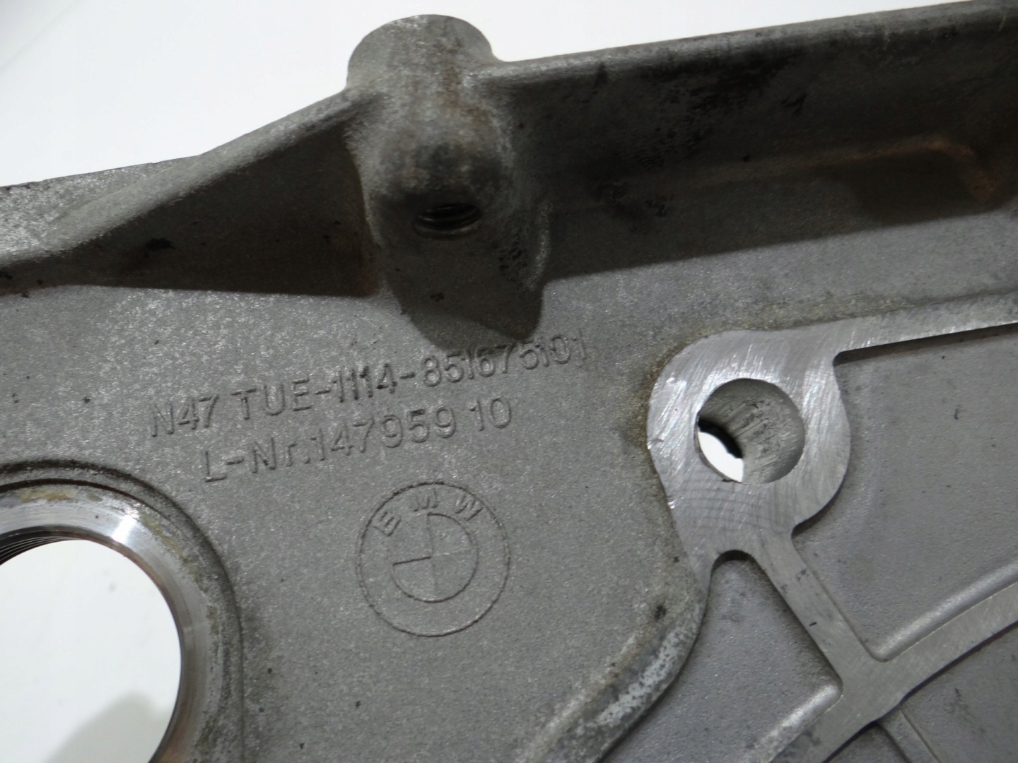 BMW X1 E84 N47D20C cover gearbox cover 8516751