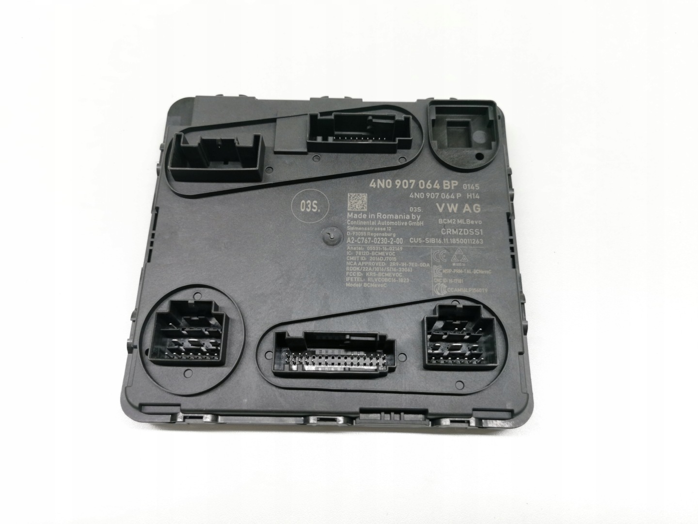 Unité commande confort BCM VW TOUAREG III 760 4N0907064BP
