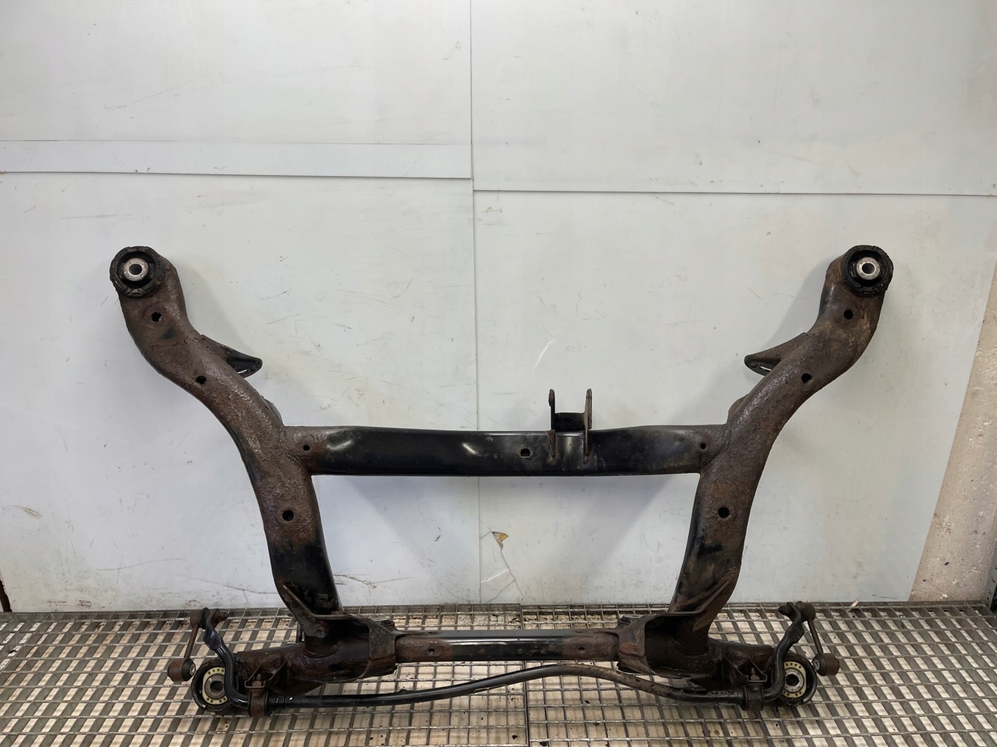 subframe axle beam axle beam rear part AVANT KOMBI AUDI A6 C6 4F0