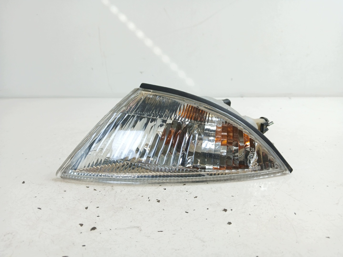 MITSUBISHI CARISMA indicator left