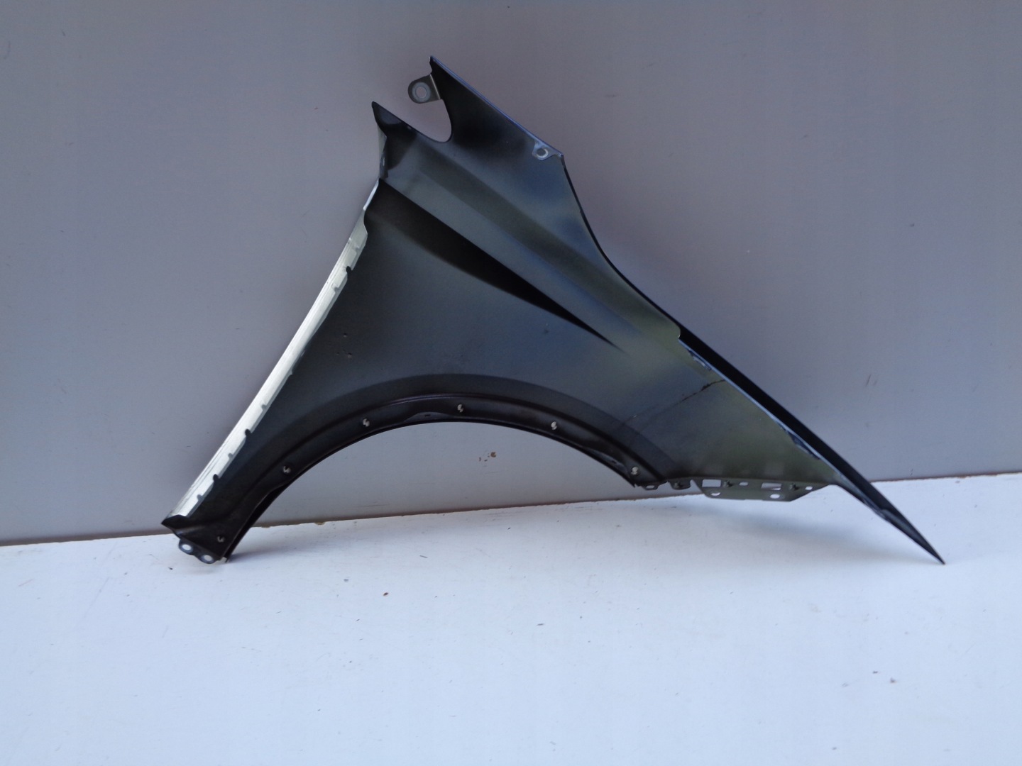 fender left front SEAT ARONA 6F9 17- NR 48583