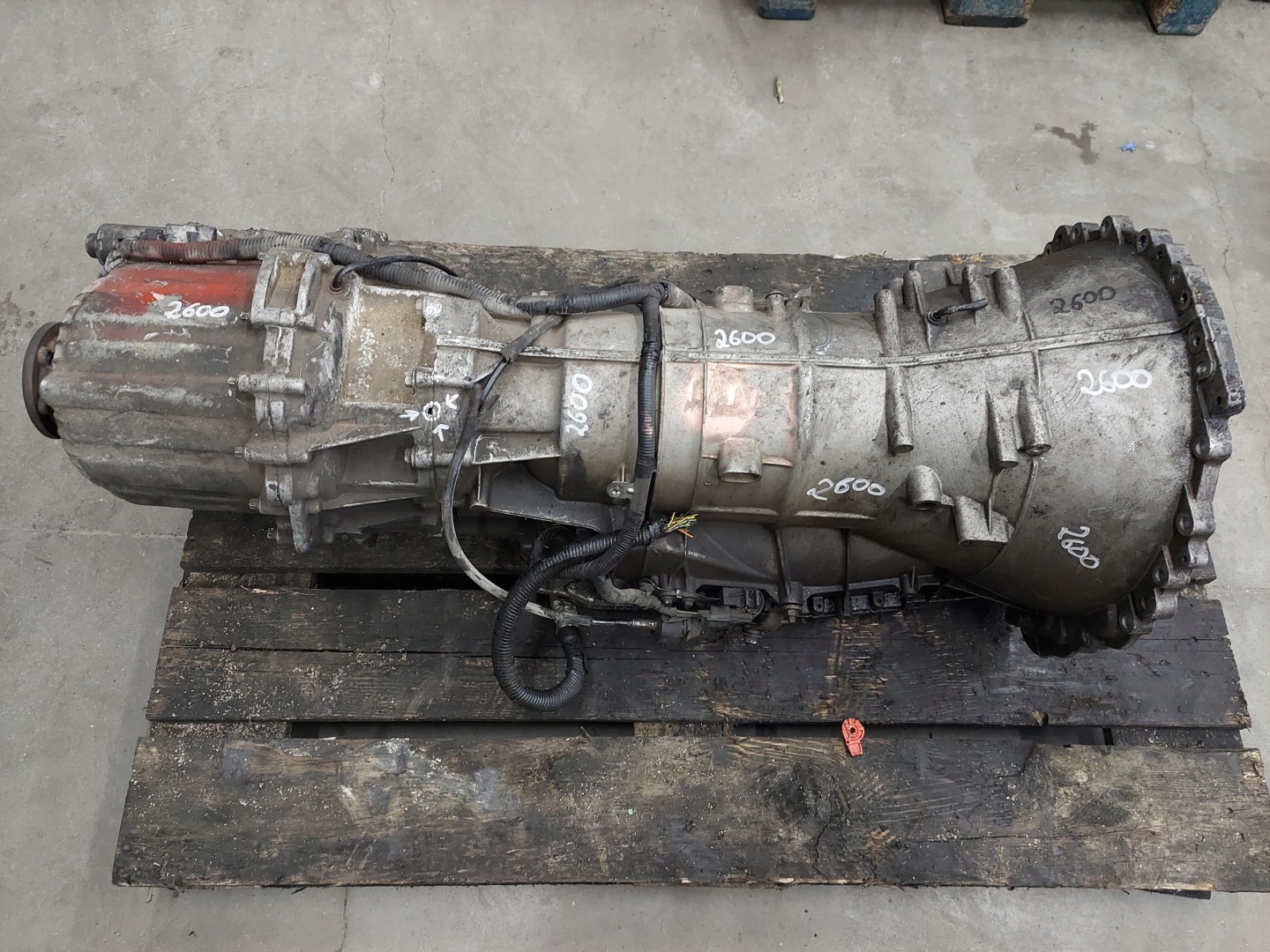 Getriebe LAND ROVER 2.7 TD 1068401189,6HP-26