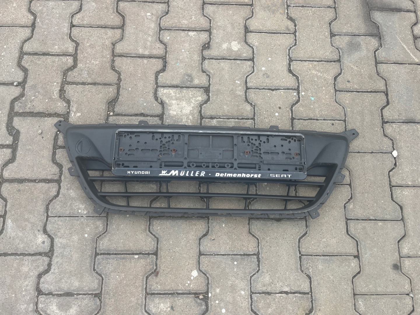 Hyundai I20 et Grille Pare choc Avant