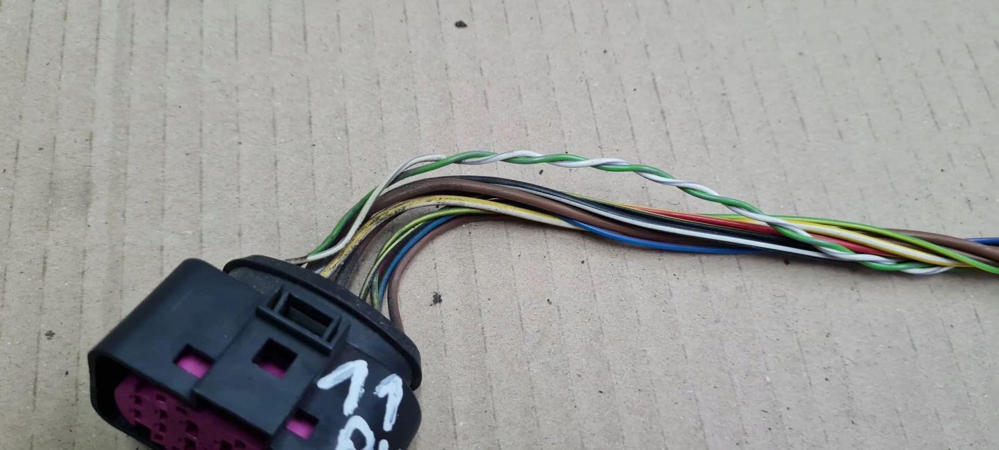 A6 C6 LIFT connecting spoiler connector lights front 1J0973737 A4 B7 VW UADI