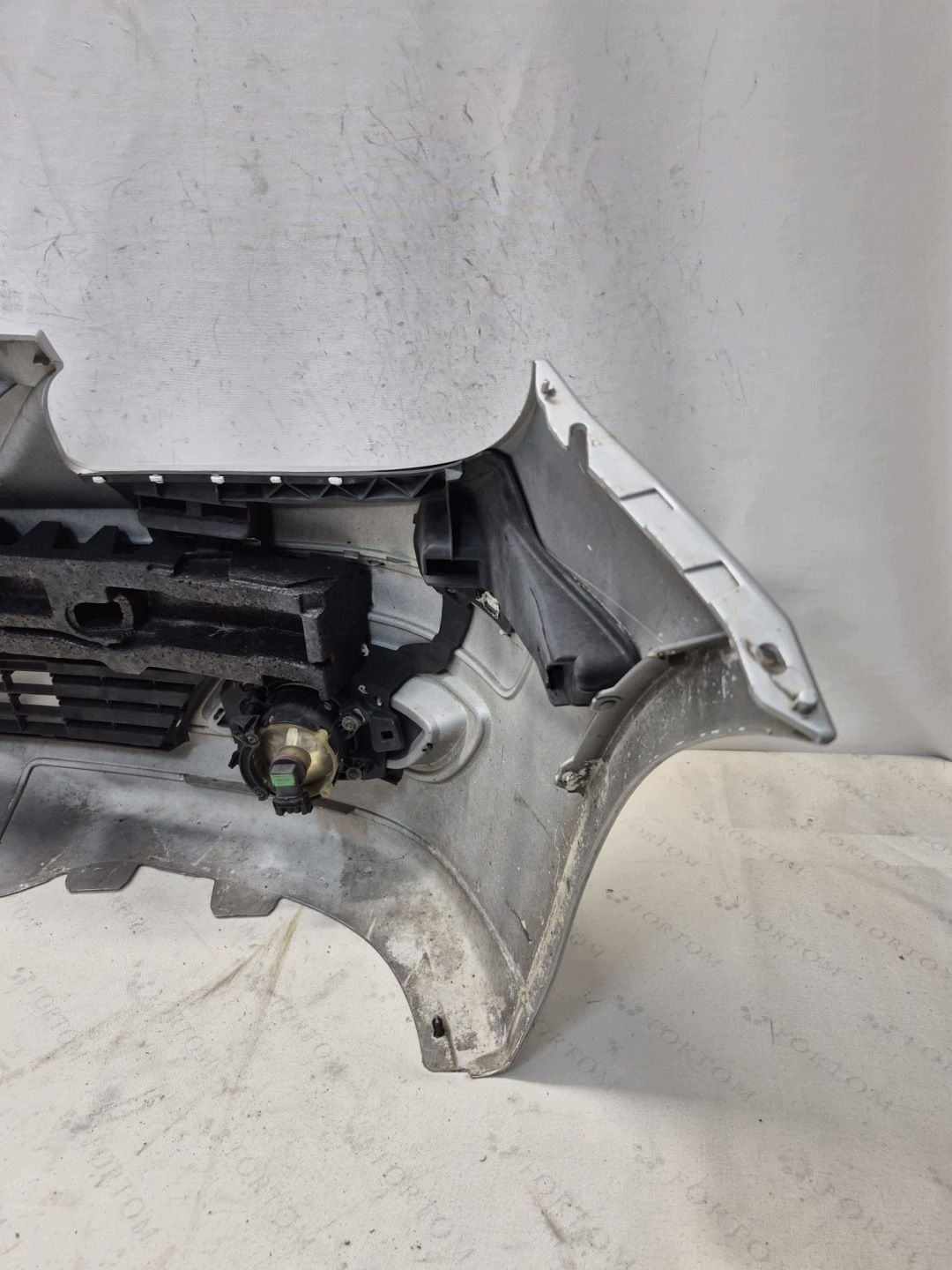 MERCEDES B-class and 1 W245 05- bumper front front A1698852525