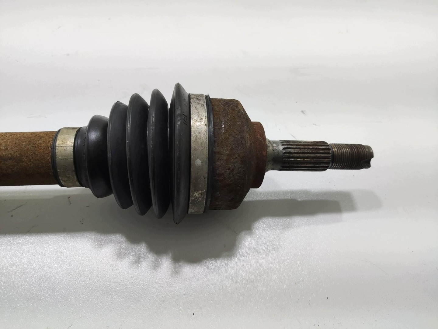 semi-axis right right front front PEUGEOT 208 and 1.4 VTI 2012-2015 9801611280