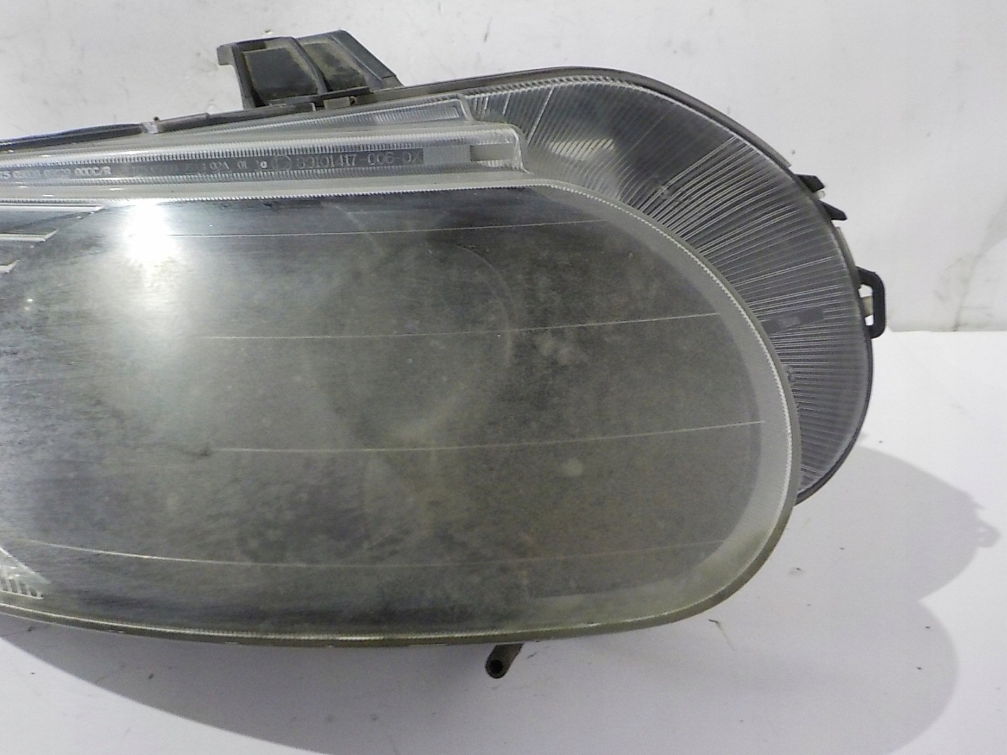 SAAB 9-5 and XENON LIFT light right front front UK