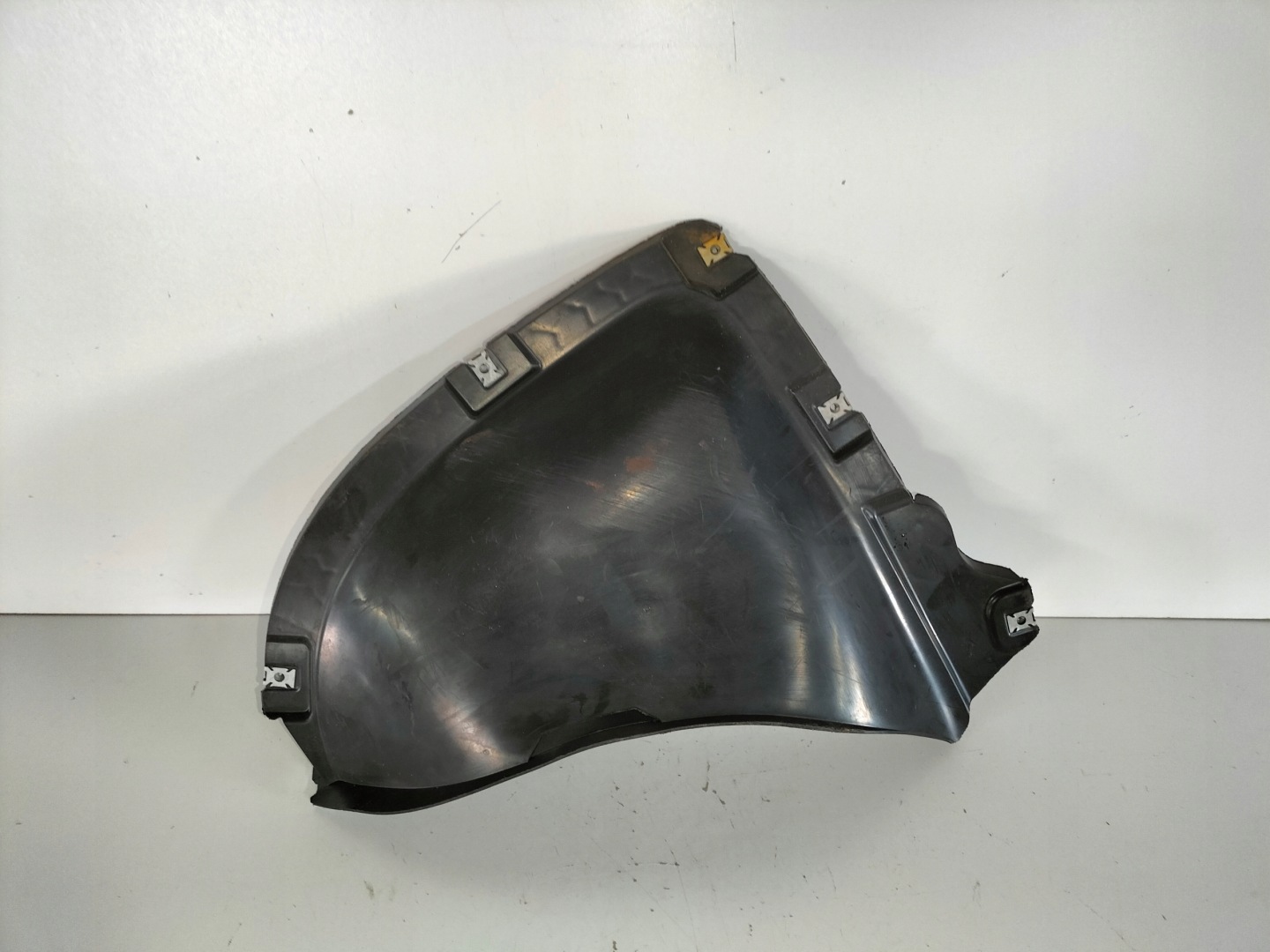 cover below bumper front right VW ID4 ID.4 20