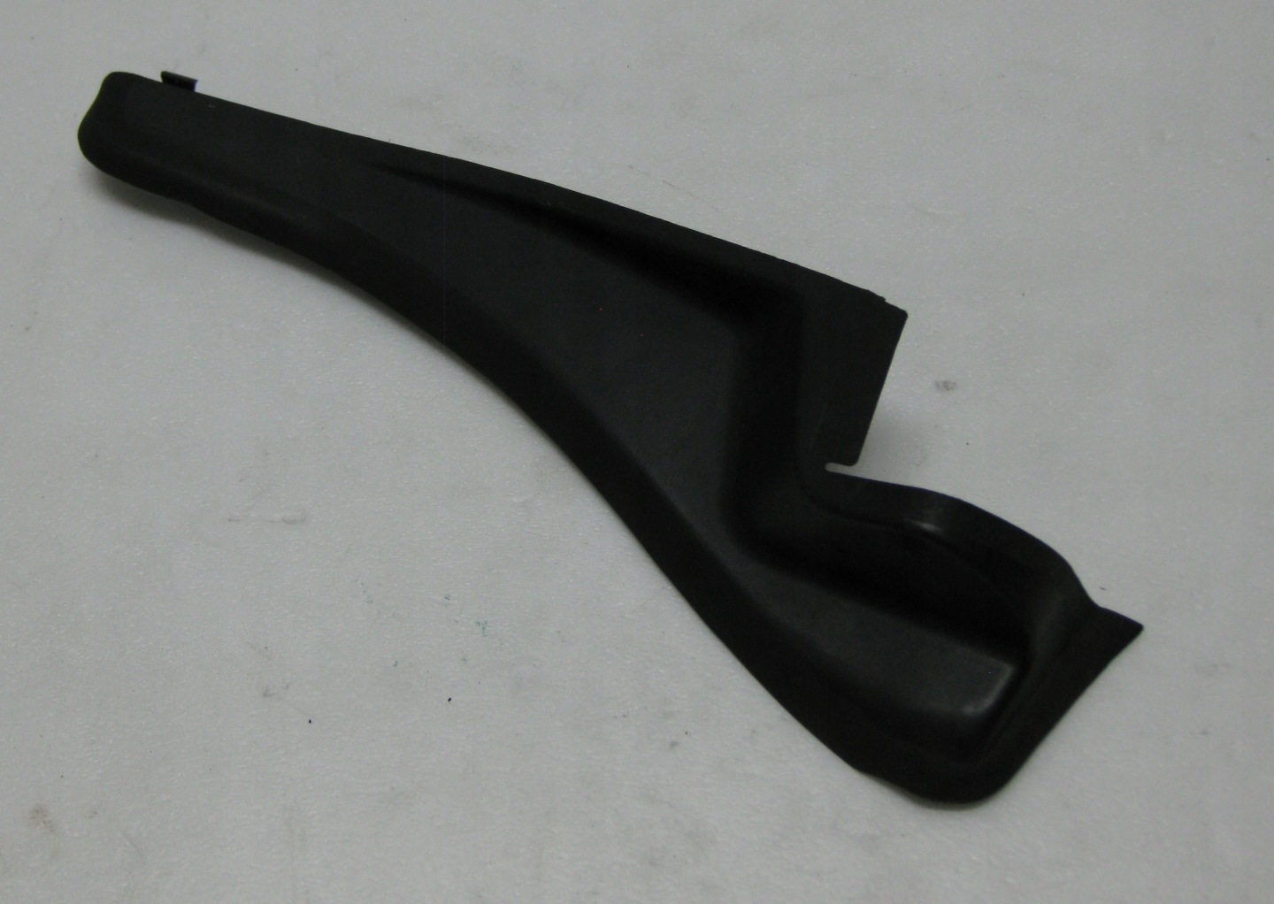 RENAULT MASTER III LIFT cover for hinge corner under the window left 668119349R