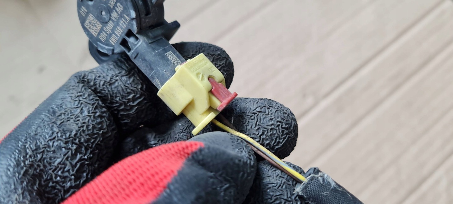 A4 B9 8W sensor OCHRONY PIESZYCH connecting spoiler 8W0959121A A5 8W S5