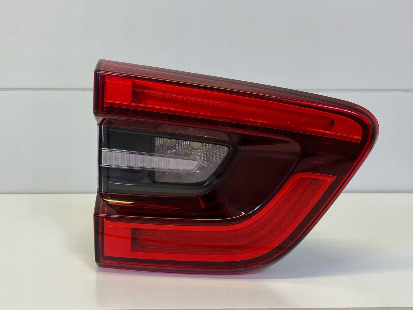light rear to the bonnet left side Renault Kadjar 2018 265553530R