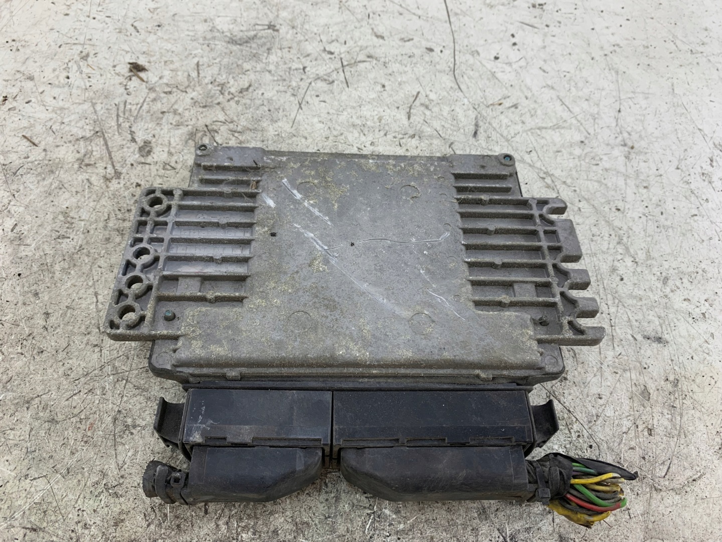 NISSAN MICRA K12 1.2 control unit of the engine MEC32-110
