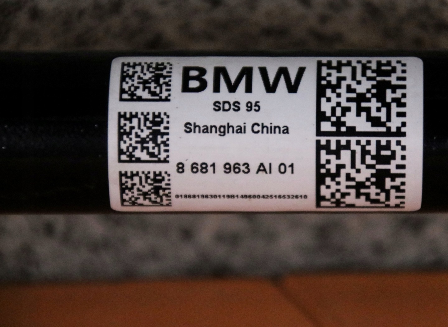 BMW 3 G20 G28 semi-axis left left rear part rear 8681963 12350 km !!!