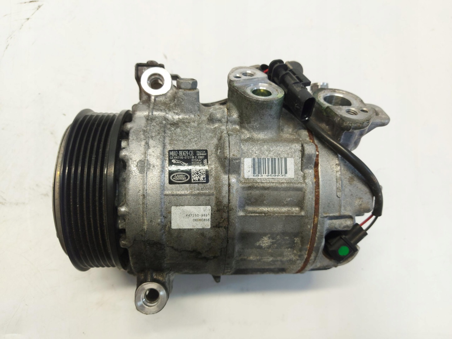 Range Rover VELAR L560 2.0d 2021r compressor pump compressor; of the air conditioning
