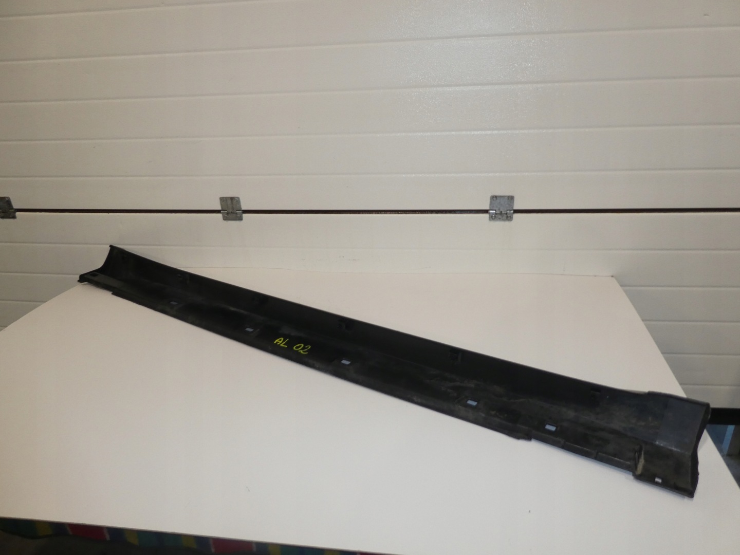 moulding threshold left SUBARU FORESTER III