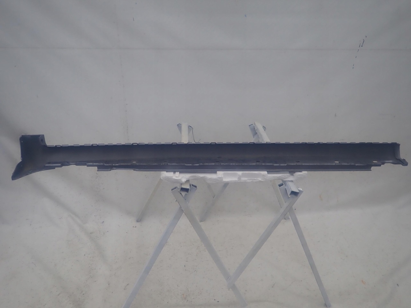AUDI A4 B7 04-08 threshold right moulding threshold right