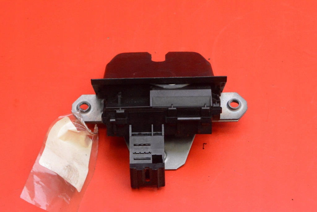 lock bonnet rear part boot 8M51-R442A66-DB FORD GRAND C-MAX MK2 10-15