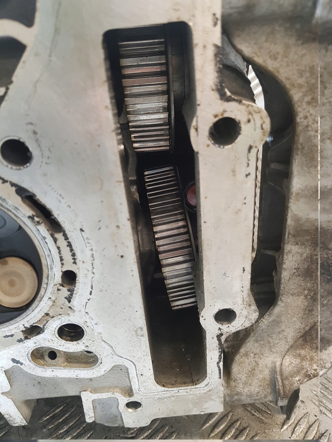 head. PEUGEOT 208 1.2 THP