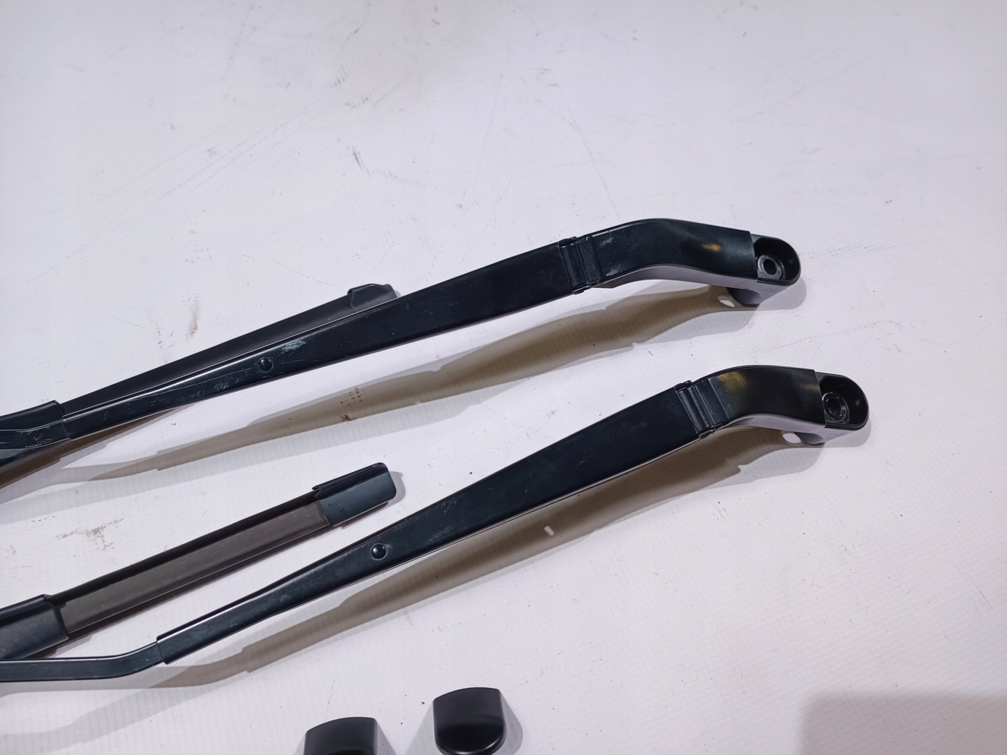 wiper arm komplet Chevrolet Camaro 2016