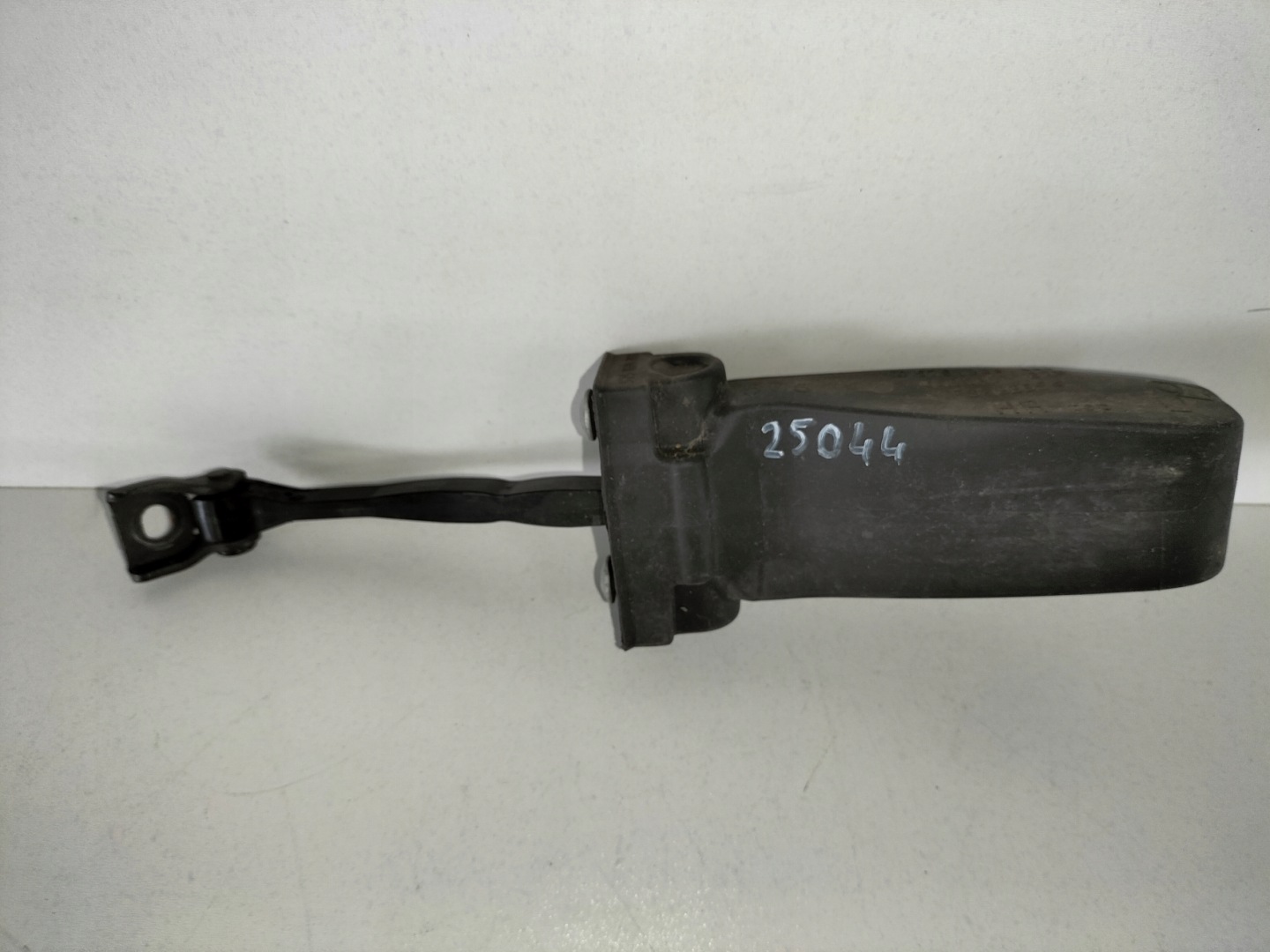limiter door rear part SKODA KAROQ 17- SEAT ATECA