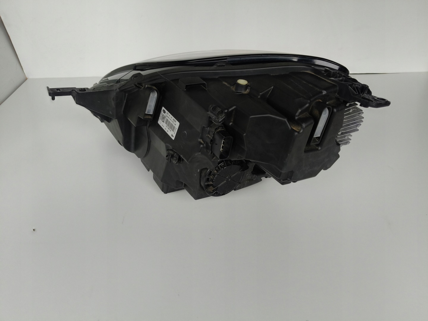 light right REFLEKTOR FORD PUMA 19- LED